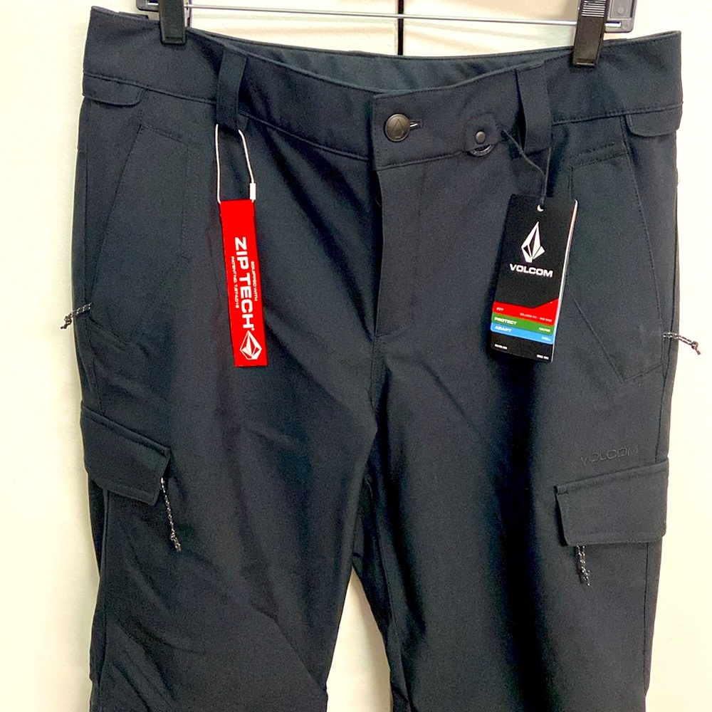 Volcom Snow Pants Women’s Medium M Snowboarding Ski Skiing Winter Sports